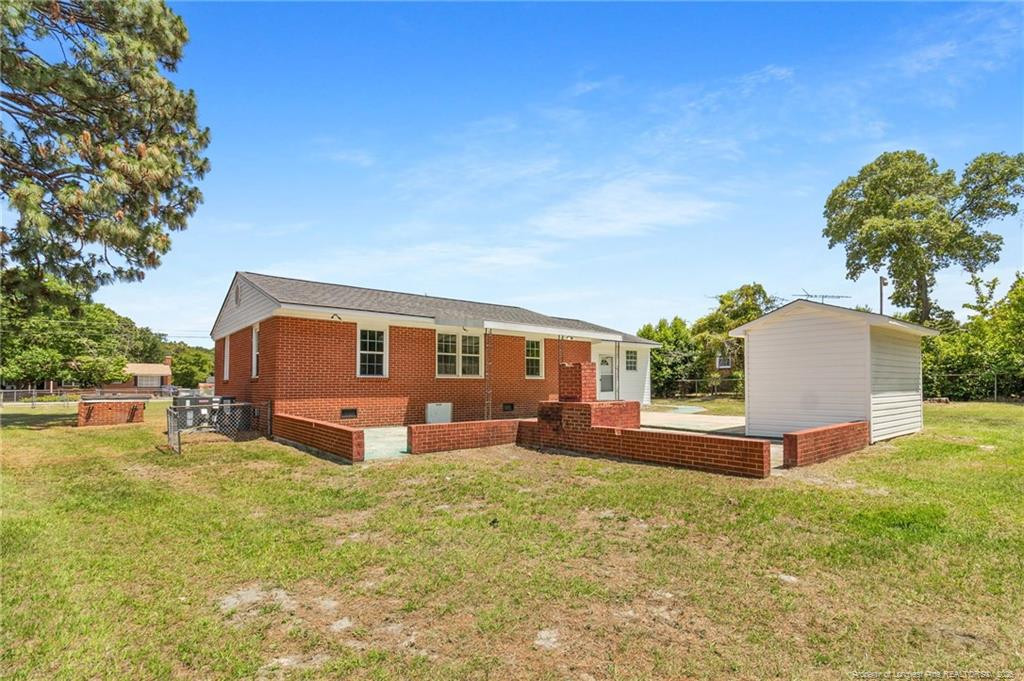 main property photo 30
