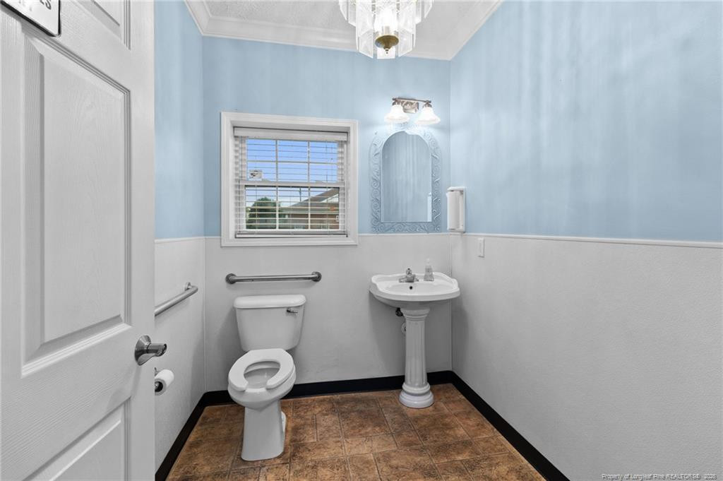 main property photo 11