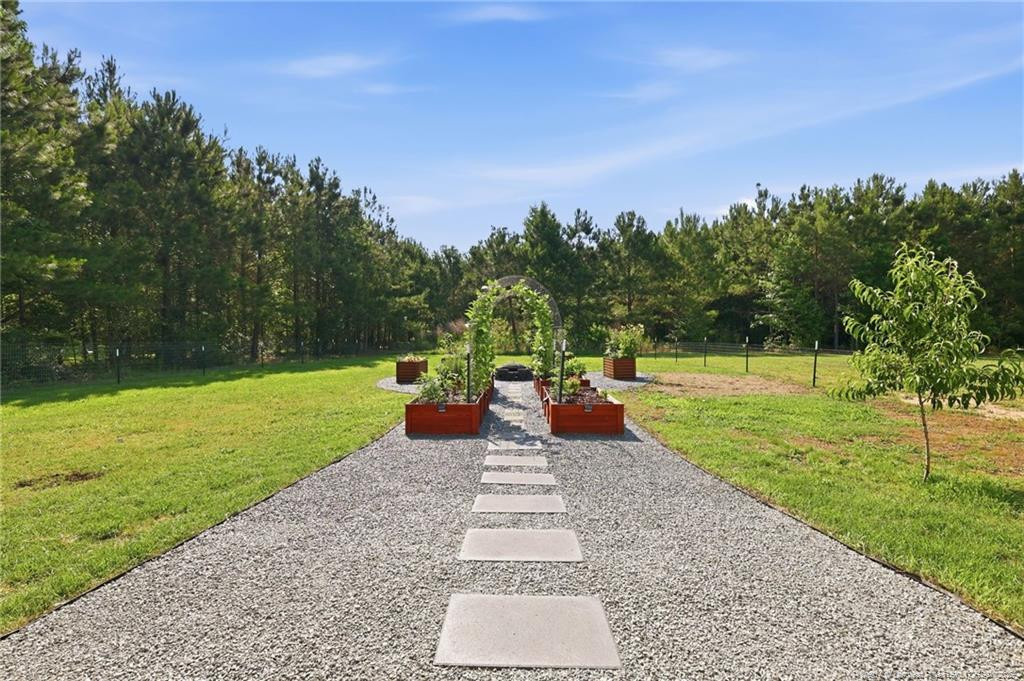 main property photo 30