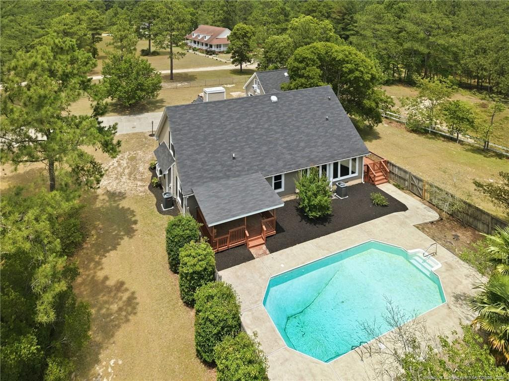 main property photo 44