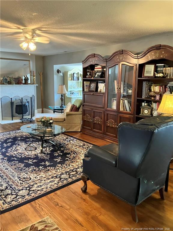 main property photo 17