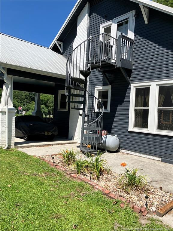 main property photo 7