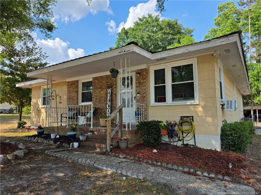 property viewer photo 3