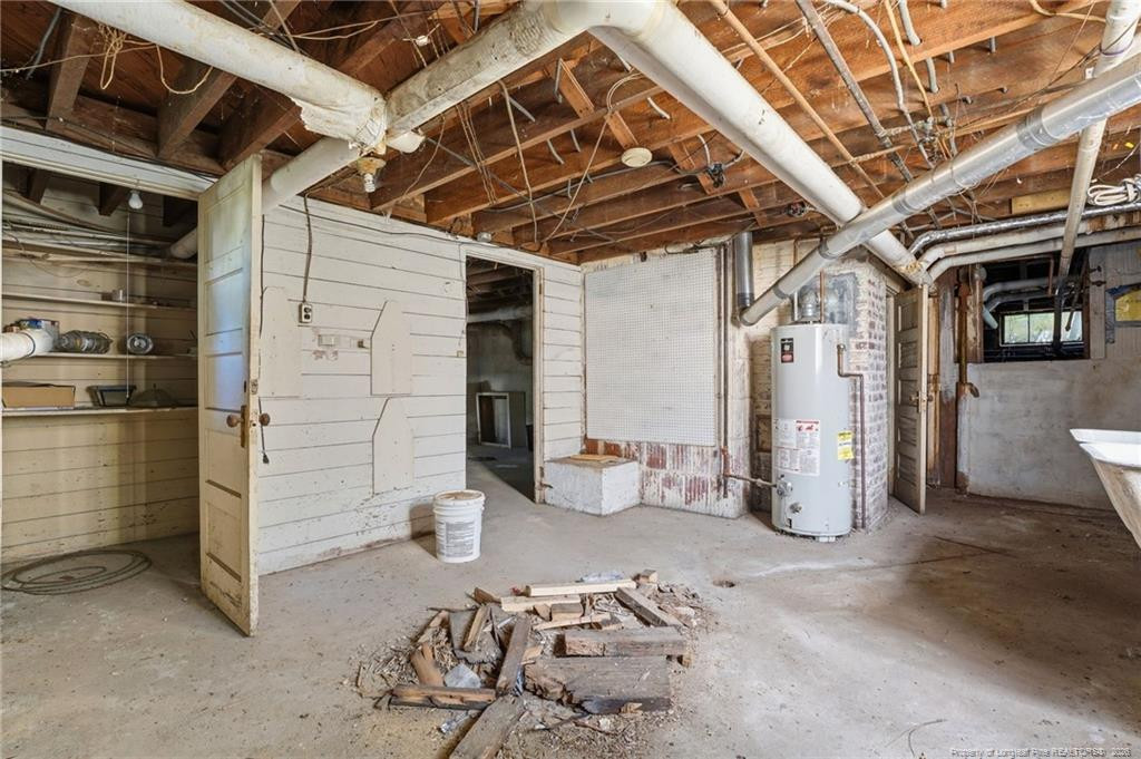 main property photo 40