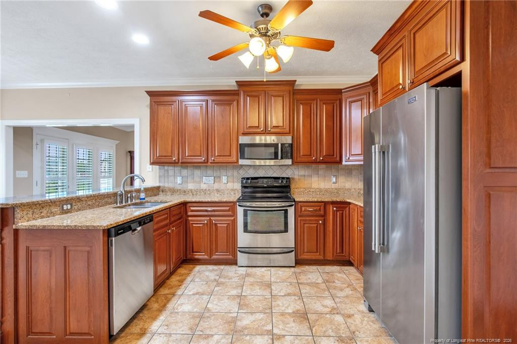 main property photo 12