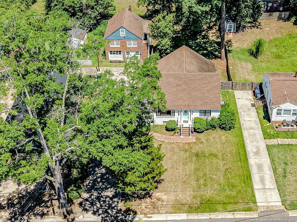 main property photo 34