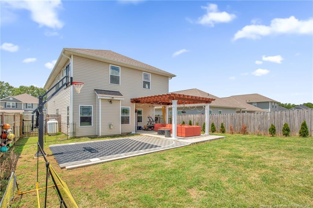 main property photo 40