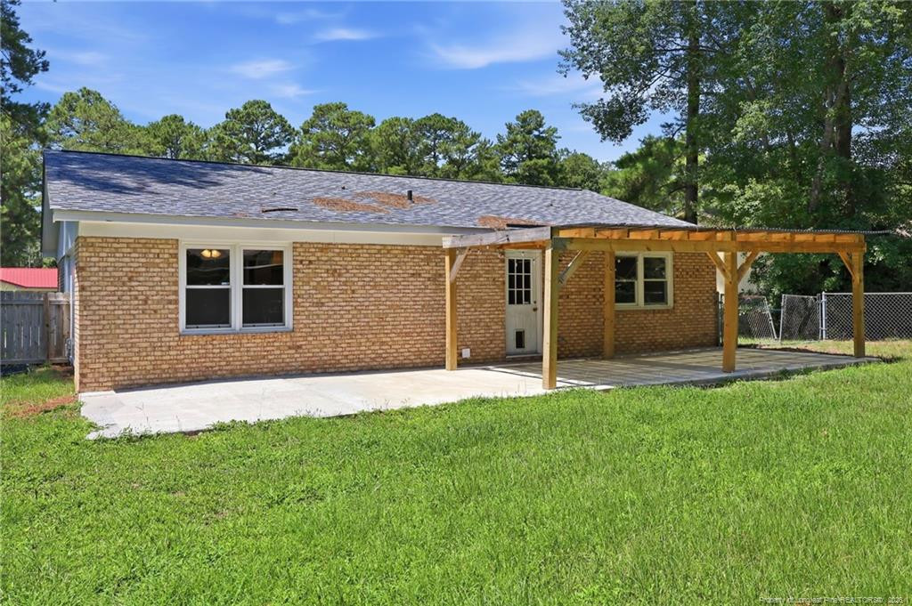 main property photo 30