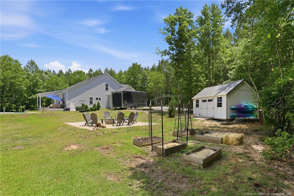 main property photo 40