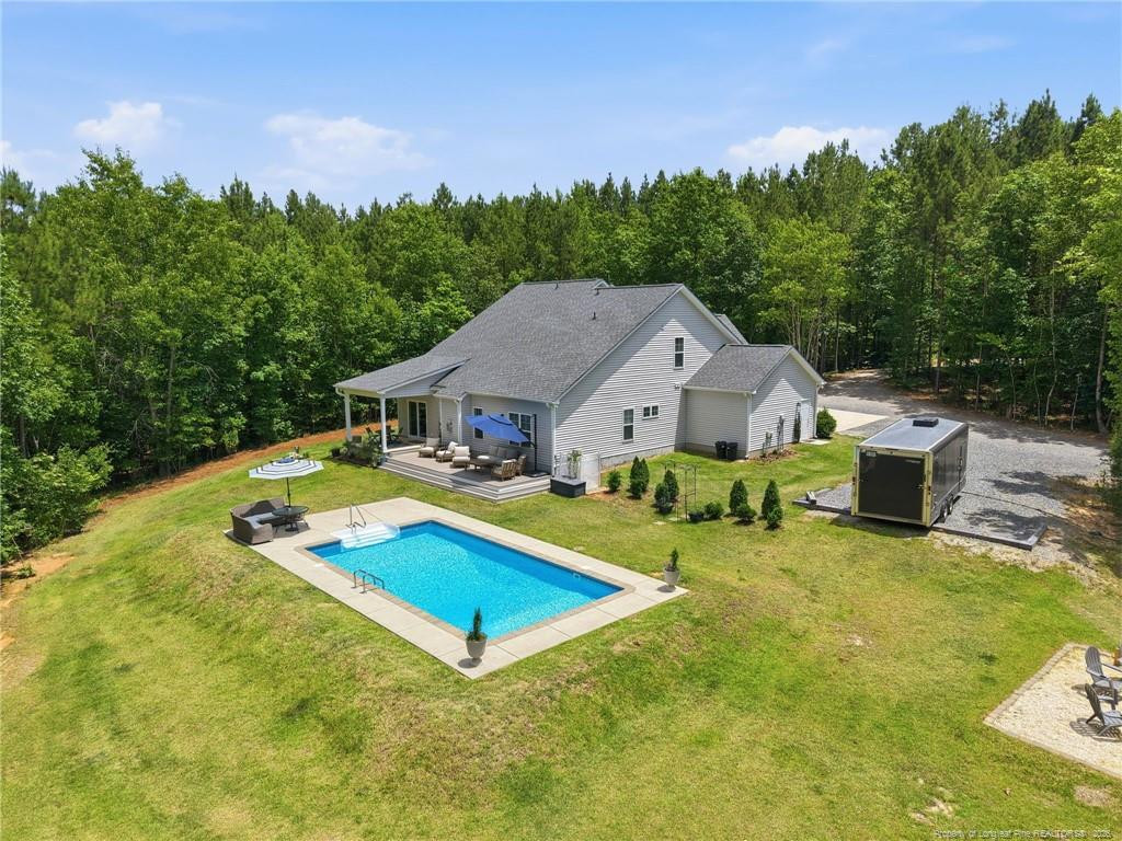 main property photo 41