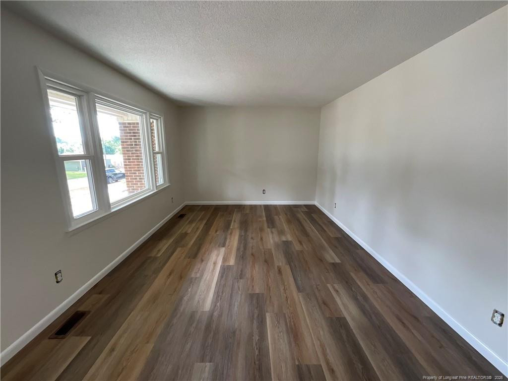 property viewer photo 1