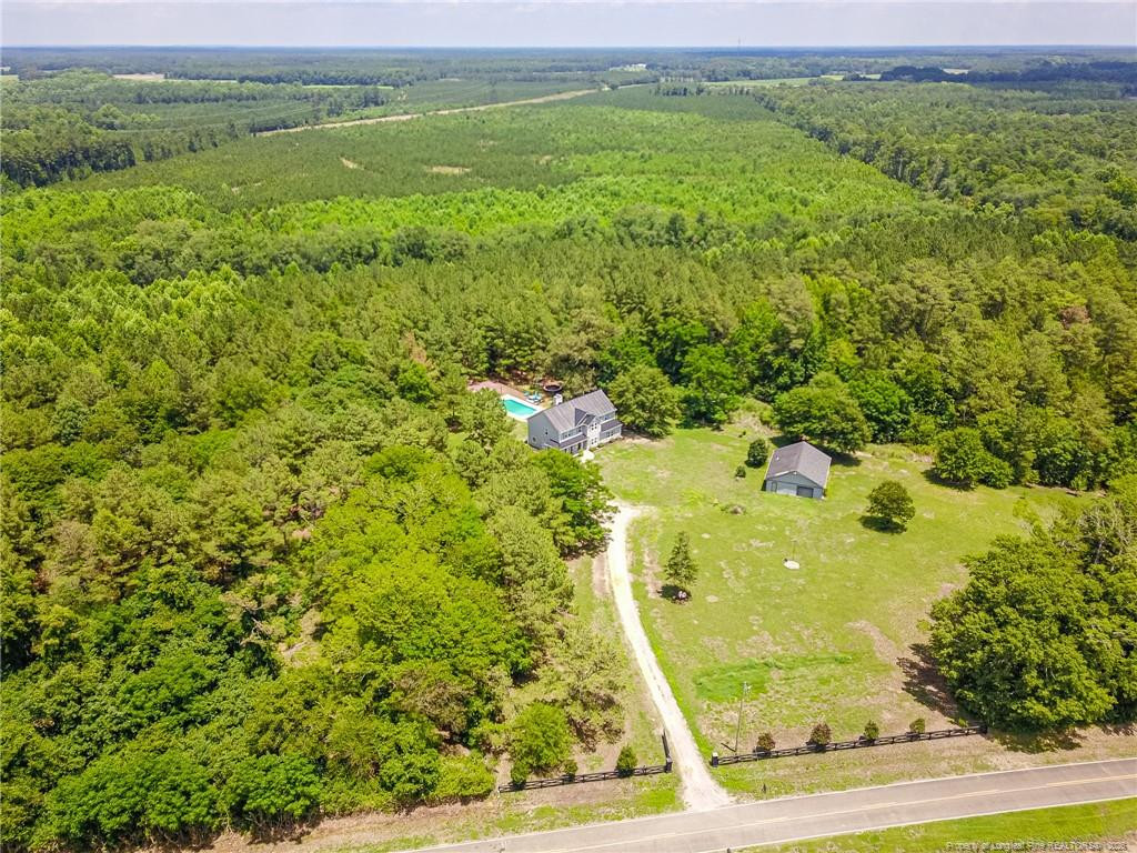 main property photo 45