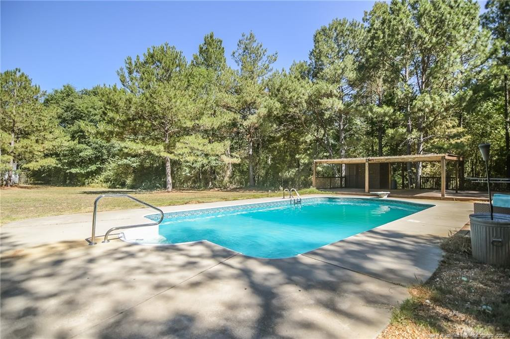 main property photo 5