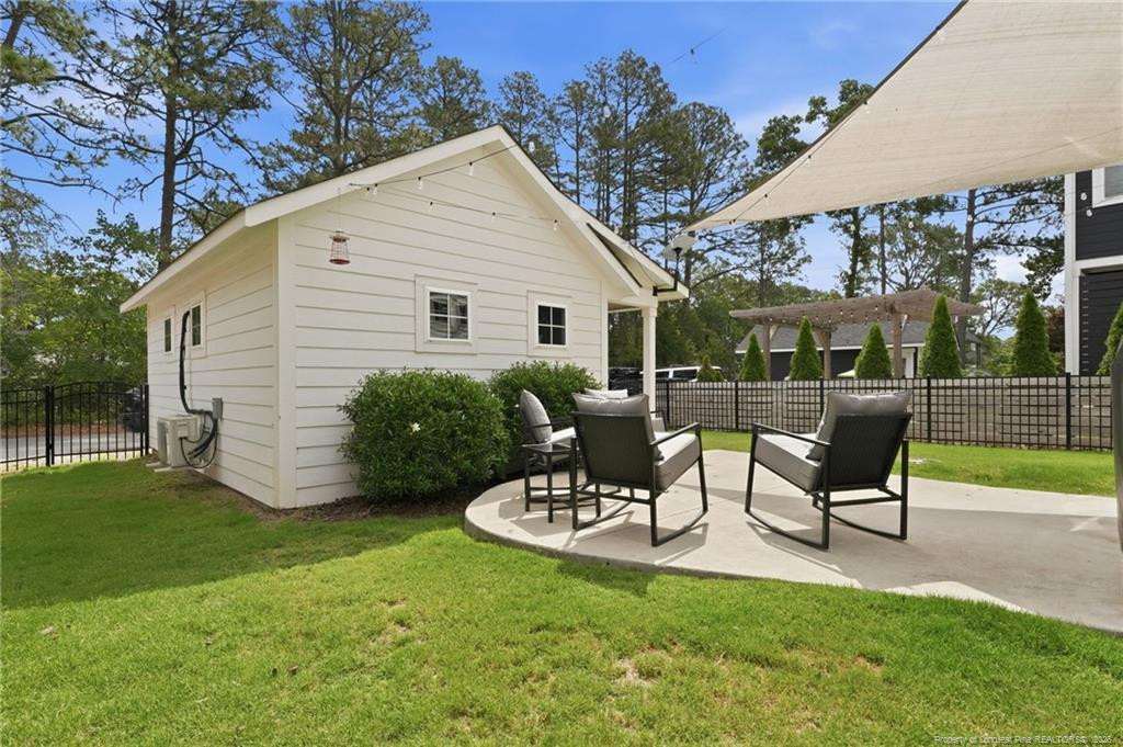 main property photo 42