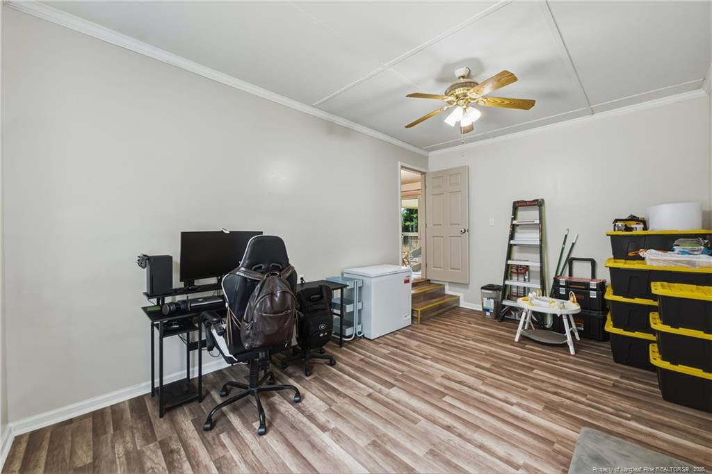 main property photo 13