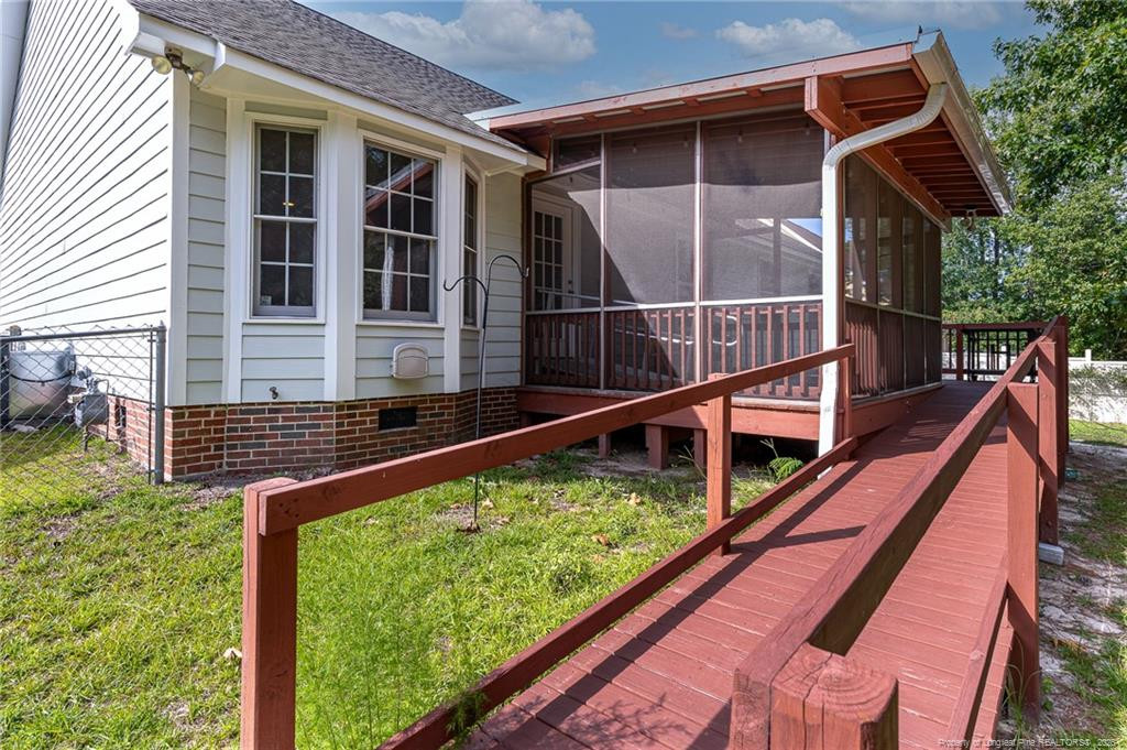 main property photo 45