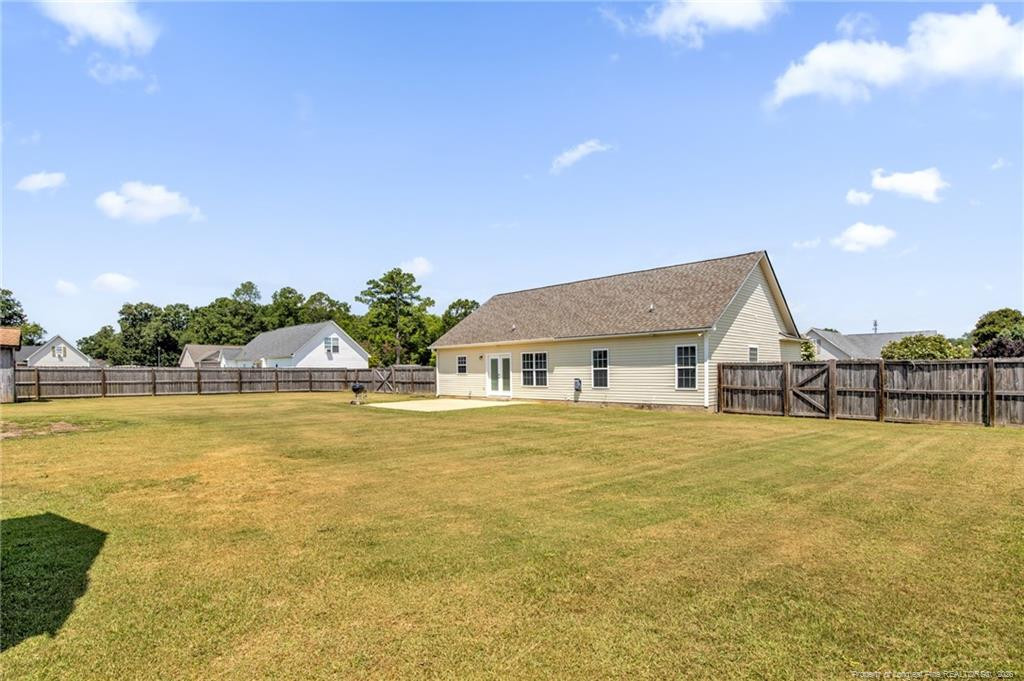 main property photo 30