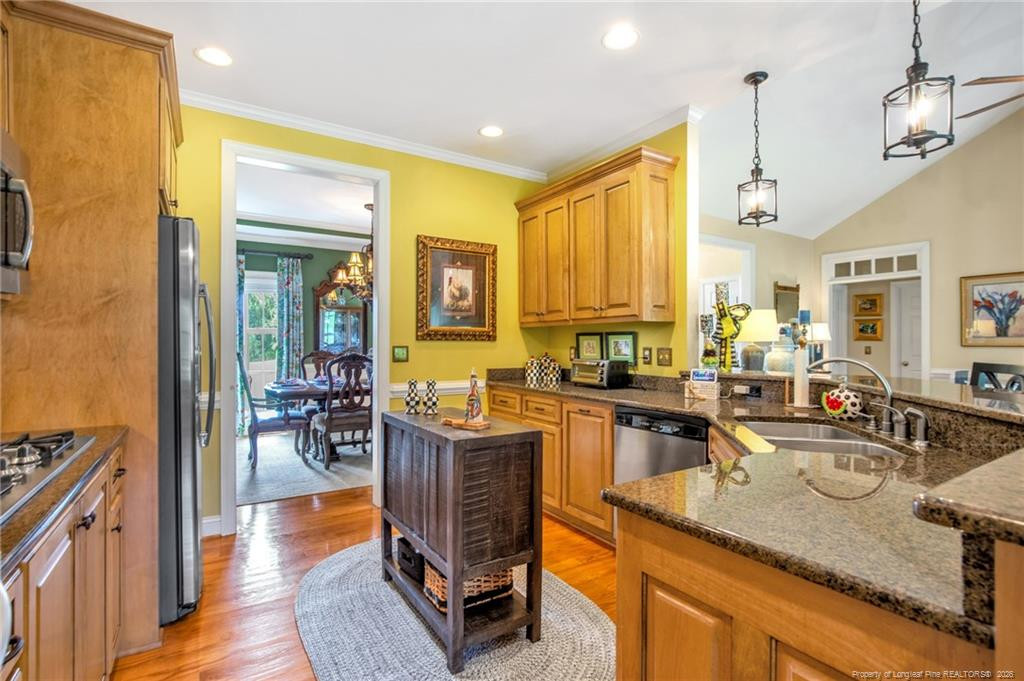 main property photo 18