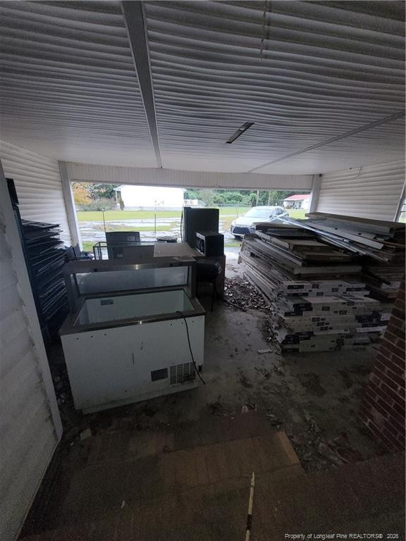 main property photo 39