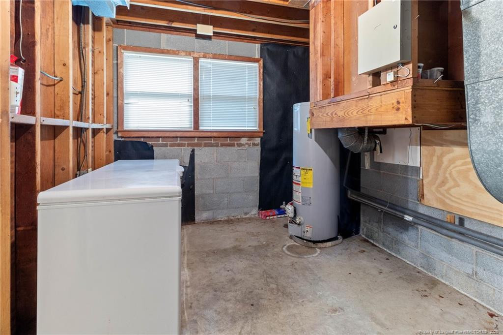 main property photo 25