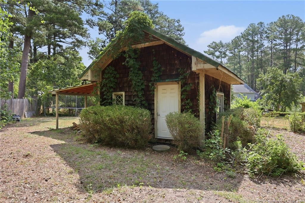 main property photo 40