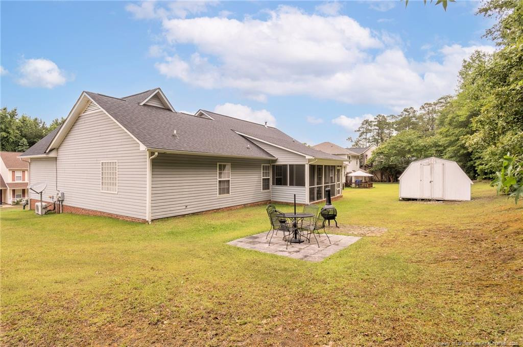 main property photo 13