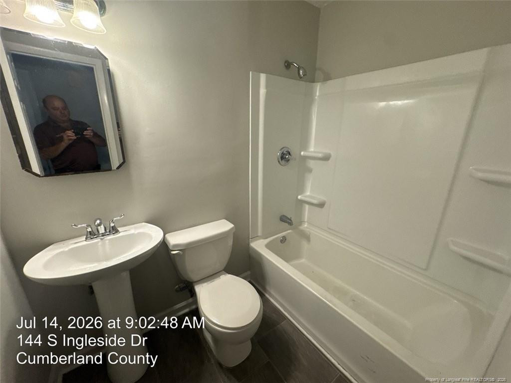 main property photo 17