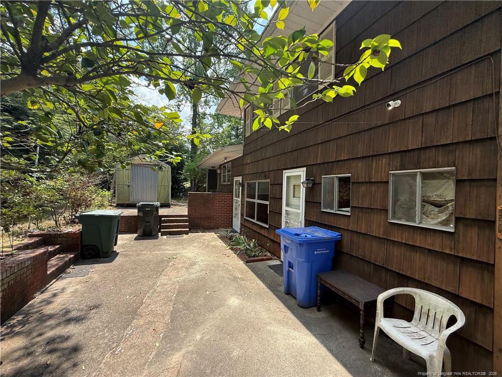 main property photo 25