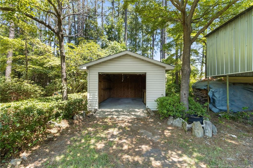 main property photo 36