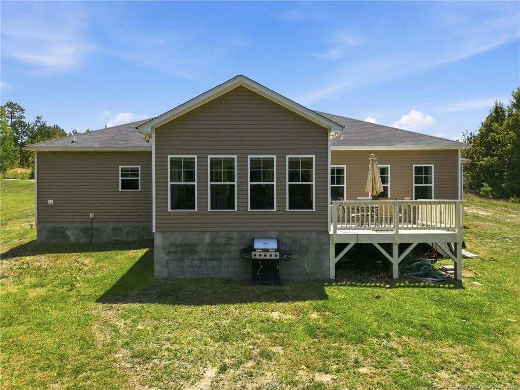 main property photo 40