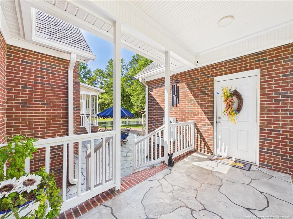 main property photo 36