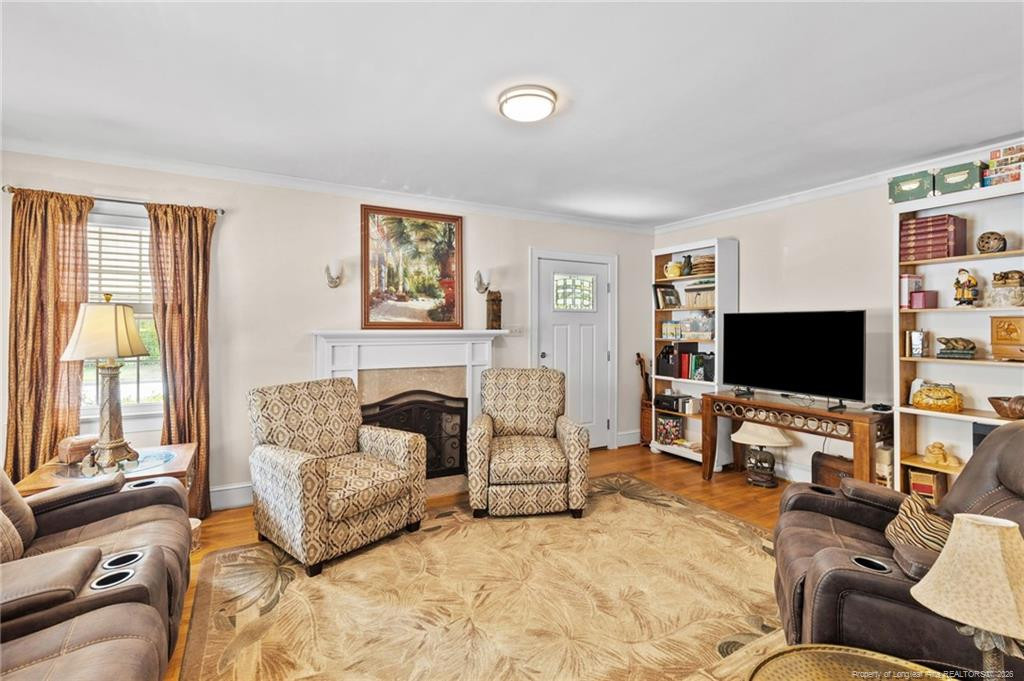 main property photo 6