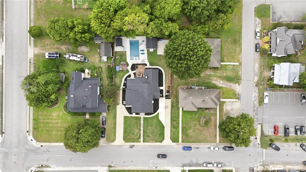 main property photo 45