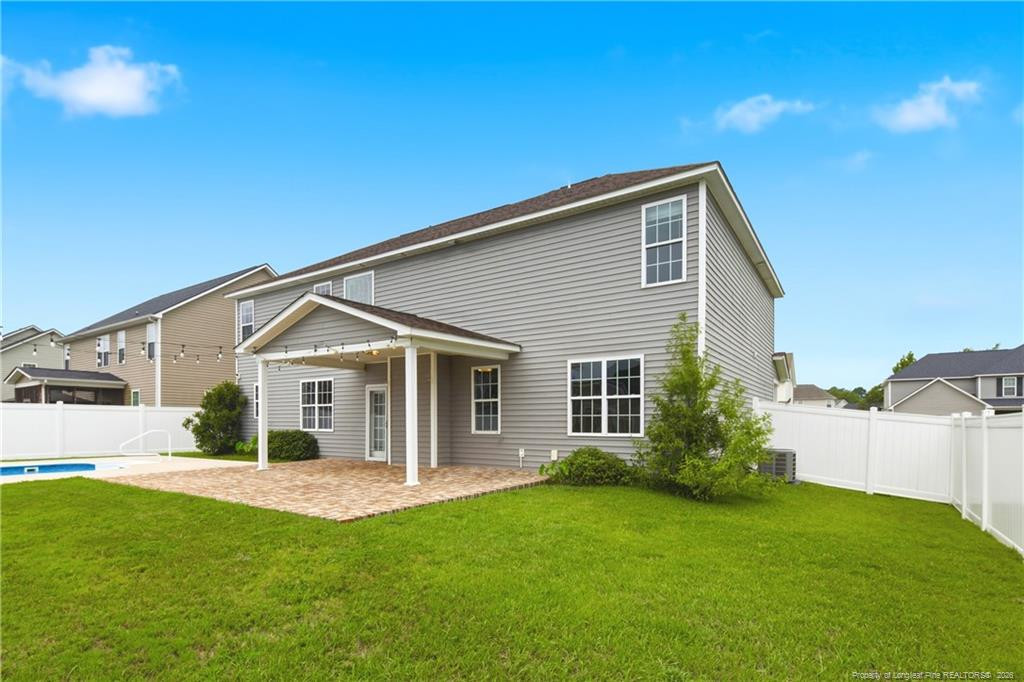 main property photo 17