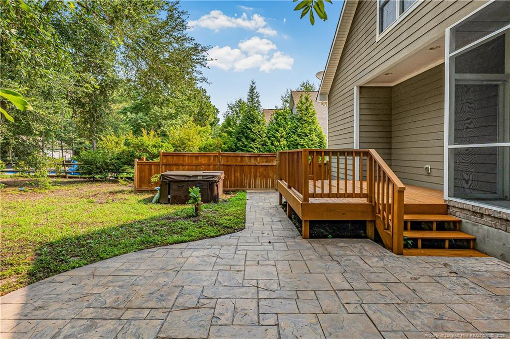 main property photo 29