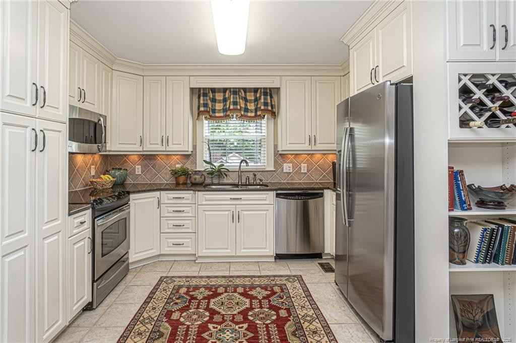 main property photo 12