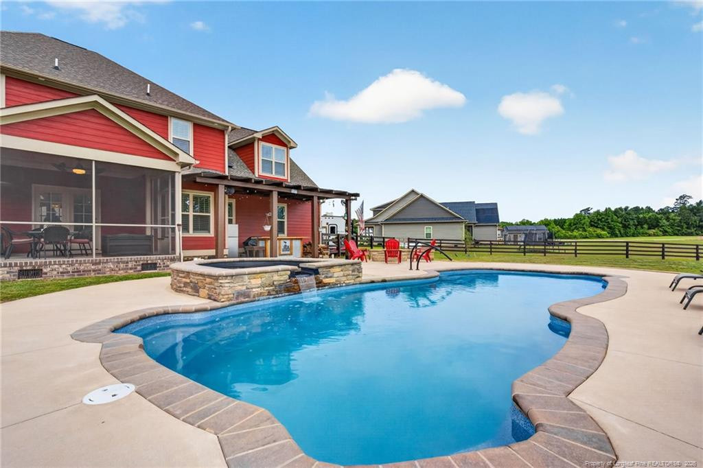 main property photo 41