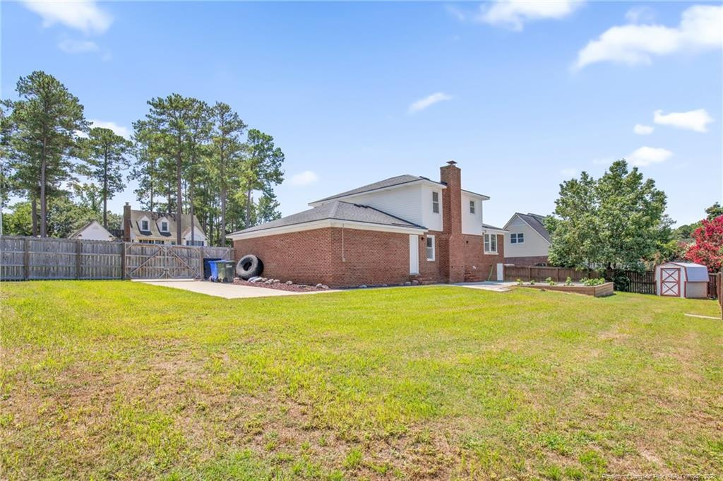 main property photo 35