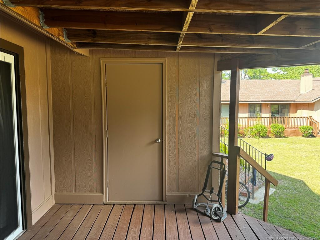 main property photo 22