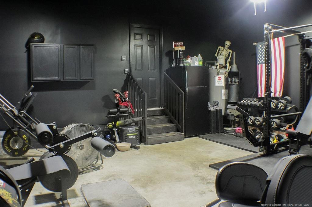 main property photo 28