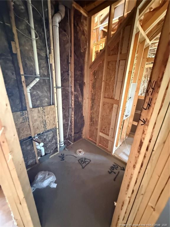main property photo 11