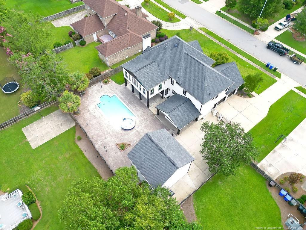 main property photo 43