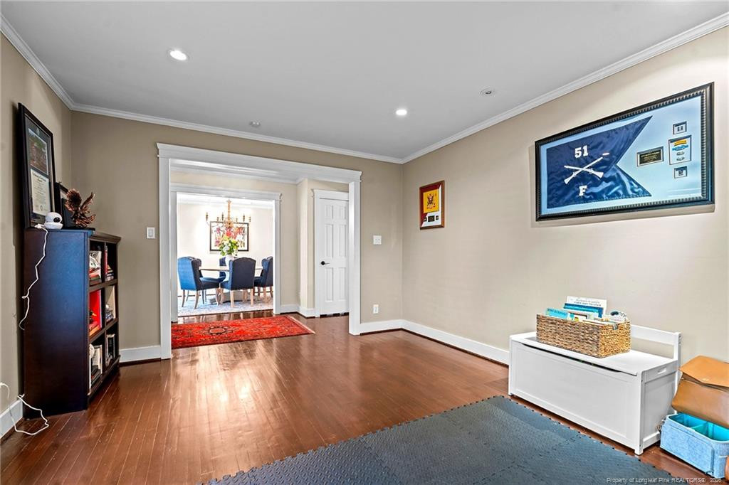 main property photo 7