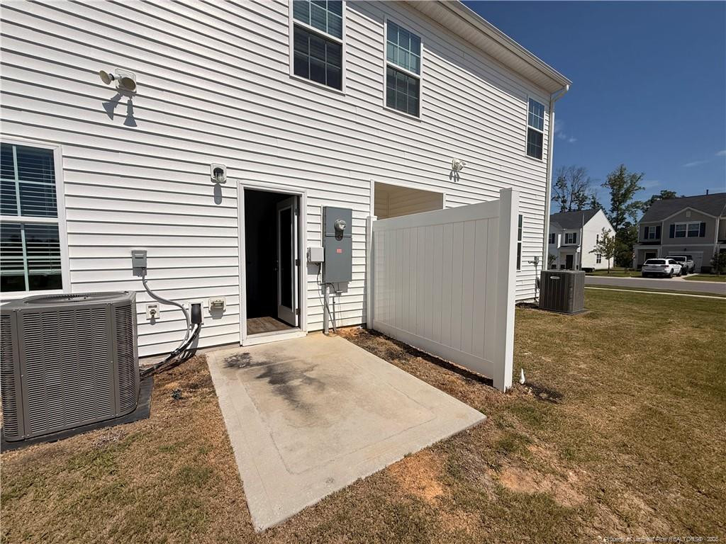 main property photo 17