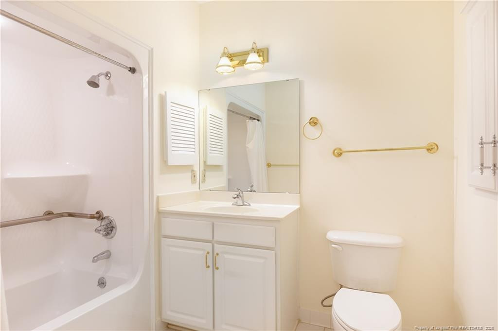 main property photo 19