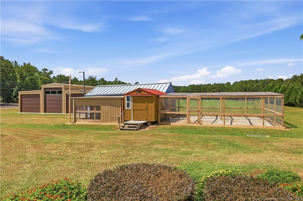 main property photo 35
