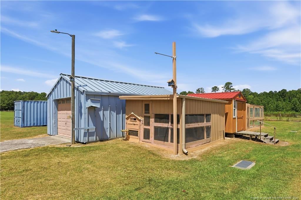 main property photo 38