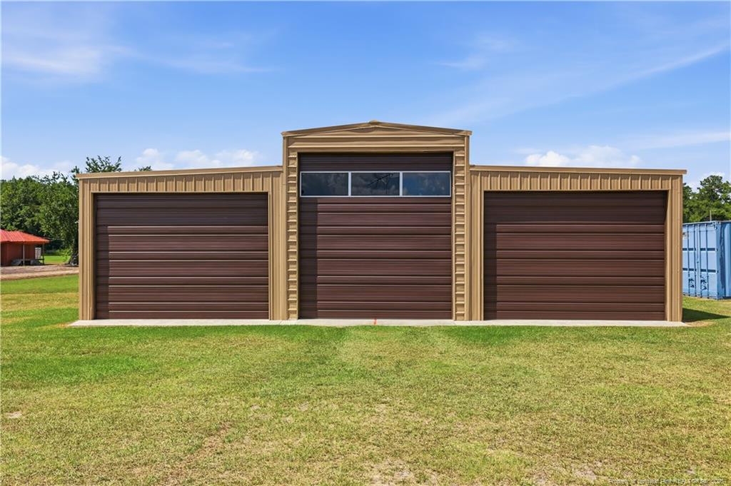 main property photo 39
