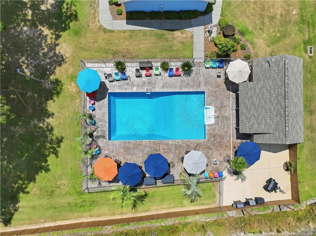 main property photo 45