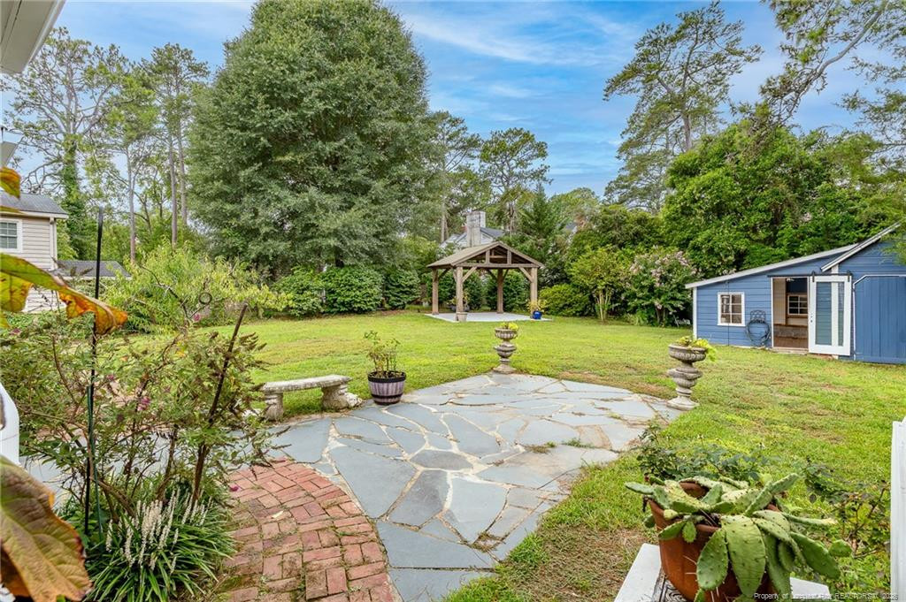 main property photo 45